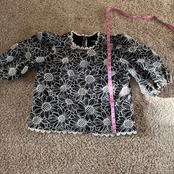 Express Black Floral Crochet Embroidered Blouse size Medium - Picture 10 of 12